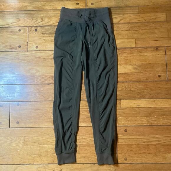 Lululemon Dance Studio Mid-Rise Jogger *Full Length - Picture 1 of 16